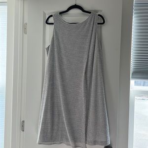 Black and white mini dress 20W